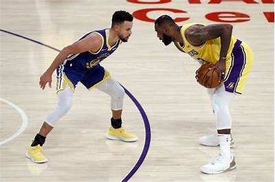 《NBA直播免费在线观看，实时赛事全解析》，nba直播在线观看网